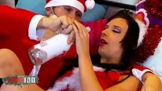 Jouer Figa ubriaca che fa sesso con Babbo Natale