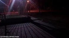 Reproducir porno con milf teniendo sexo en la calle con un desconocido
