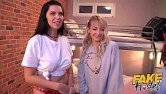 Reproduzir Miss estudantes visitadas por menino com pênis de verdade para sexo