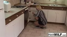 Play Young boy sexual affair with a menopausal milf