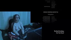 Abspielen Brünette BBW mit großen natürlichen Titten vergnügt sich beim Kommentieren von Alan Wakes Gameplay – Teil 10