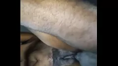 Jouer Hood Milf avec le cul sinueux se fait baiser dur